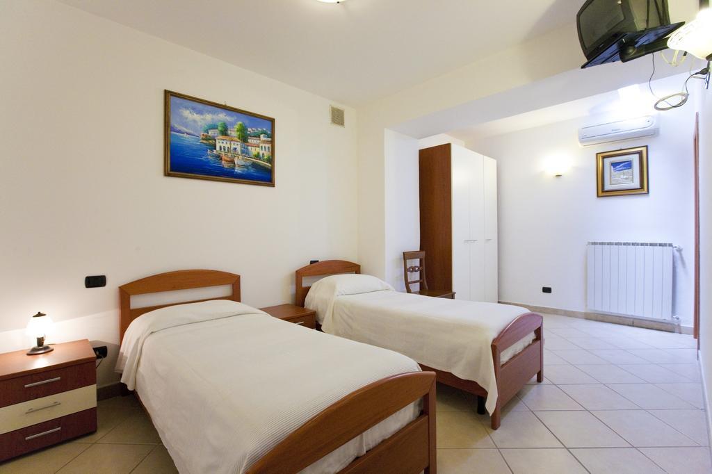 Olga'S Residence Relais Nerano Szoba fotó